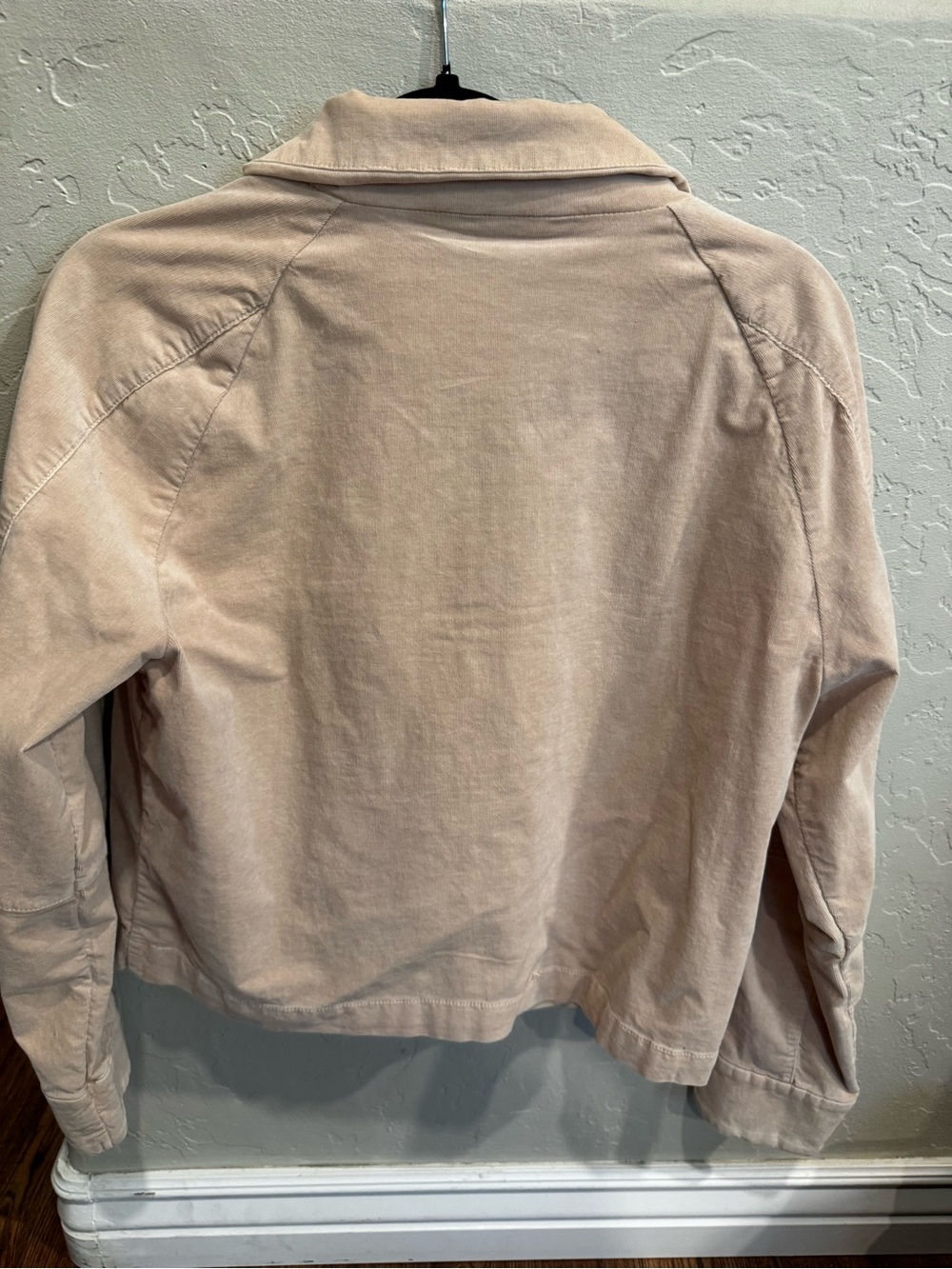 Evereve Blush Utility Crop Jacket - Picture 3 of 3